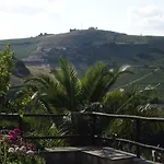 וילה Egesta, With Private Pool *